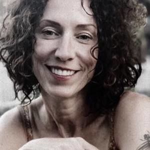 Meet your Posher, Lesley